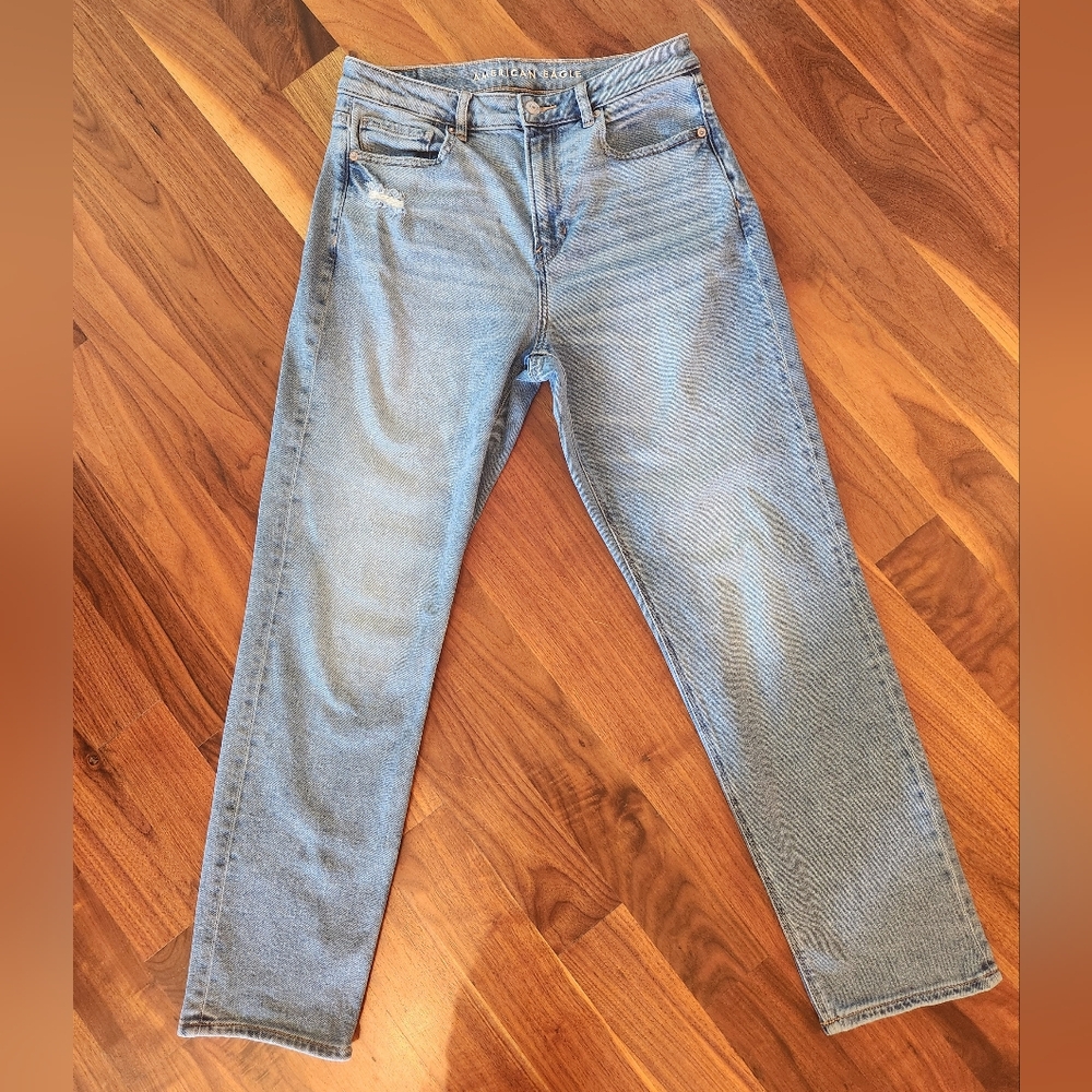 American Eagle Mom Jeans